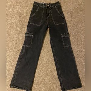 Hollister Black Cargo Pants (size 24)